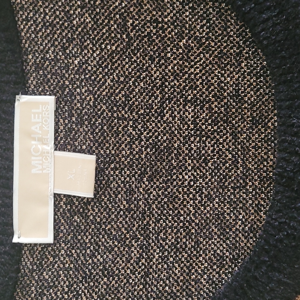 Michael Kors leopard print short sleeve sweater - Picture 2 of 3